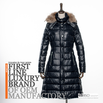 Mulheres Goose Down Jacket com pele de guaxinim de luxo